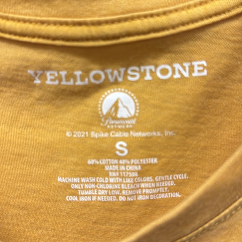 Yellowstone Dutton Ranch T-Shirt - Picture 3 of 10
